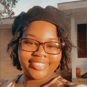 Meet your Posher, Destiny